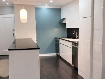 319 East 105th Street