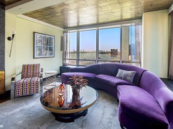 870 United Nations Plaza