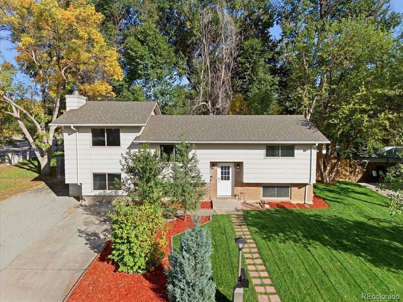 466 Fox Street, Longmont CO 80504