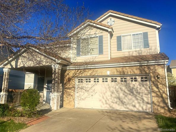407 Ivory Circle, Aurora CO 80011