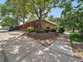 2424 W 35th Avenue