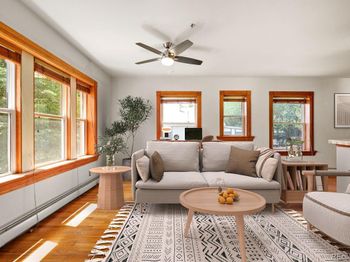 3249 W Fairview Place