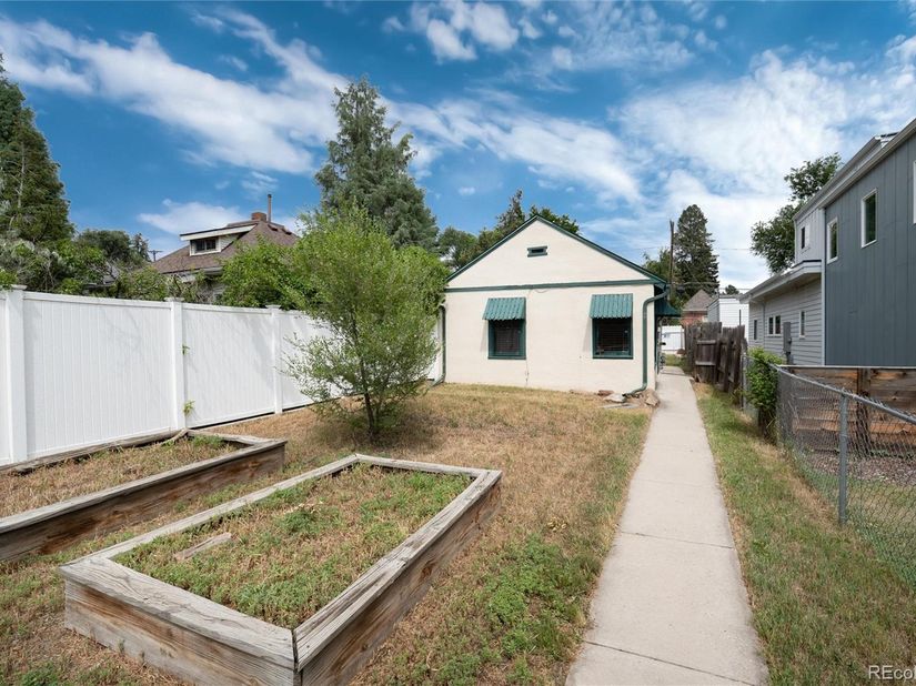 2568 Eaton Street, Denver CO 80214