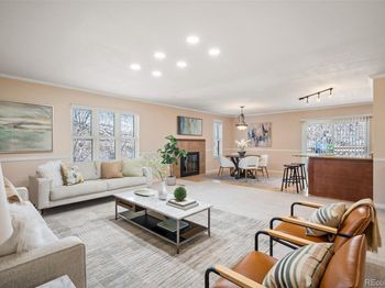 4933 W Radcliff Avenue