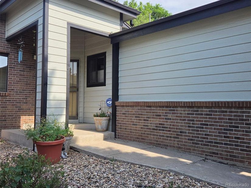 11183 E Baltic Place, Aurora CO 80014