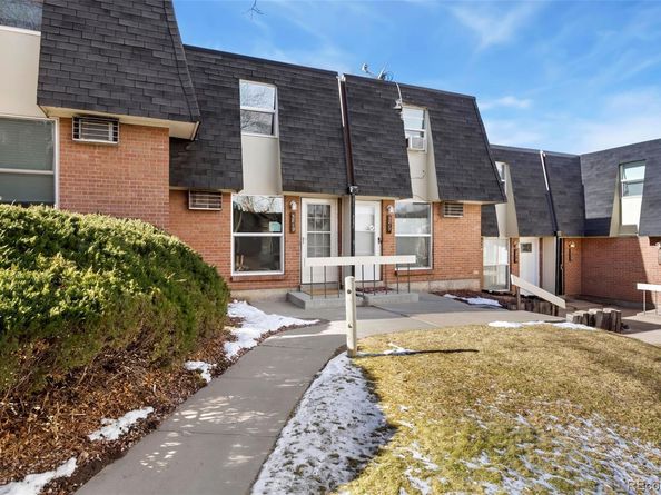 5819 S Pearl Street, Centennial CO 80121