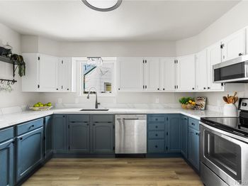 3305 W Harvard Avenue