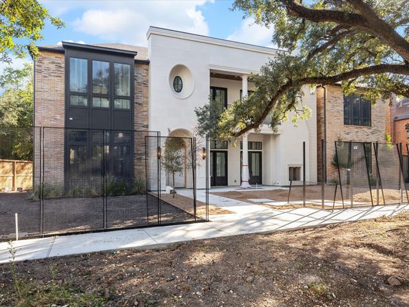 1801 Sunset Boulevard, Houston TX 77005