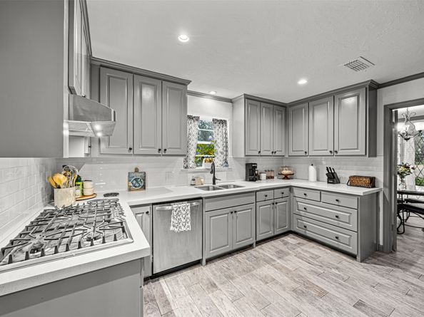 6511 Elmgrove Road, Spring TX 77389