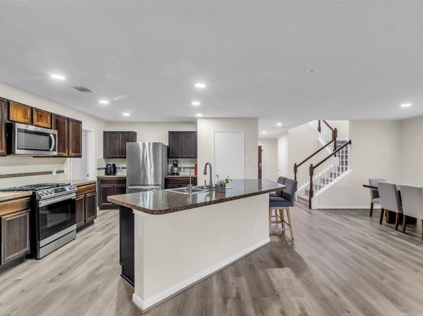 12626 Mint Field, Houston TX 77066