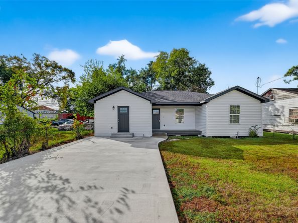 8702 Rinn Street, Houston TX 77078