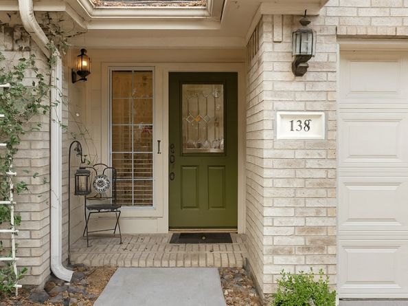 138 S Veranda Ridge Drive, The Woodlands TX 77382