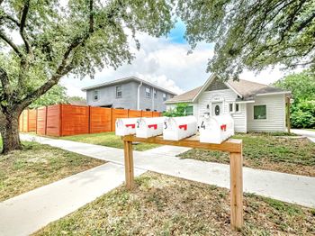 1511 Scharpe Street Street