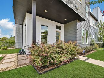 9847 Mocking Bird Hill Lane