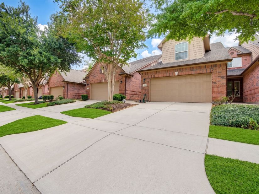 1247 Glenwood Canyon, Houston TX 77077
