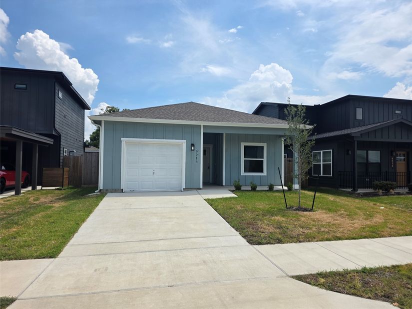 9918 Dipping Woods Street, Houston TX 77076