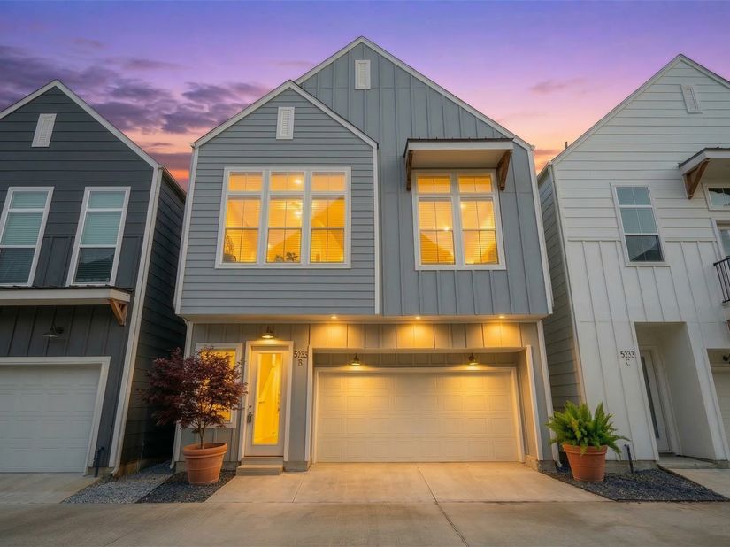 5225 Hillman Street D, Houston TX 77023