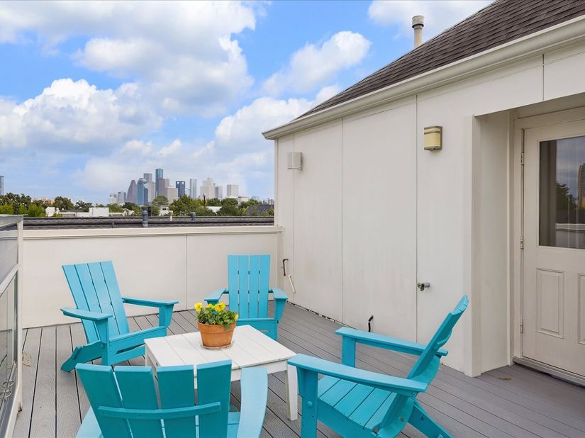 1526 Vermont Street, Houston TX 77006