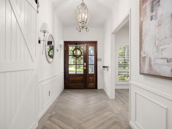 10106 Inwood Drive
