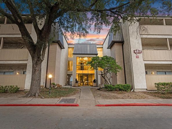 8517 Hearth Drive 2, Houston TX 77054