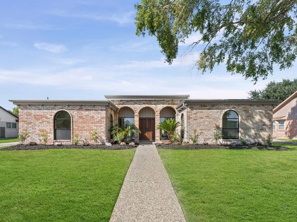 5634 Jason Street, Houston TX 77096