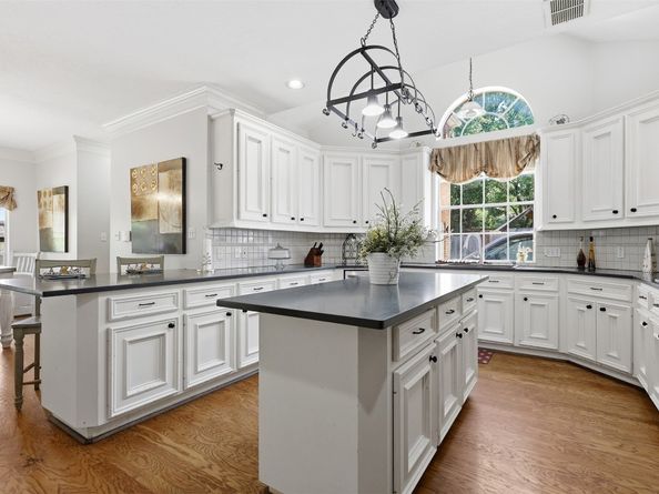 7006 Centre Grove Drive, Houston TX 77069