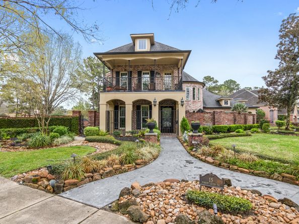 15 Forest Green Trail, Kingwood TX 77339
