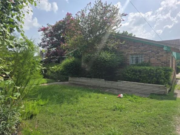 9307 Irby Street, Houston TX 77088