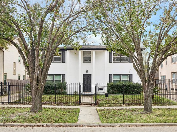 2614 Cleburne Street, Houston TX 77004