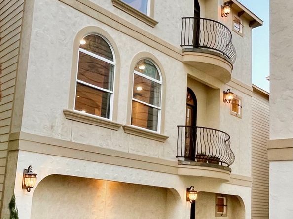 1241 W 24th Street C, Houston TX 77008