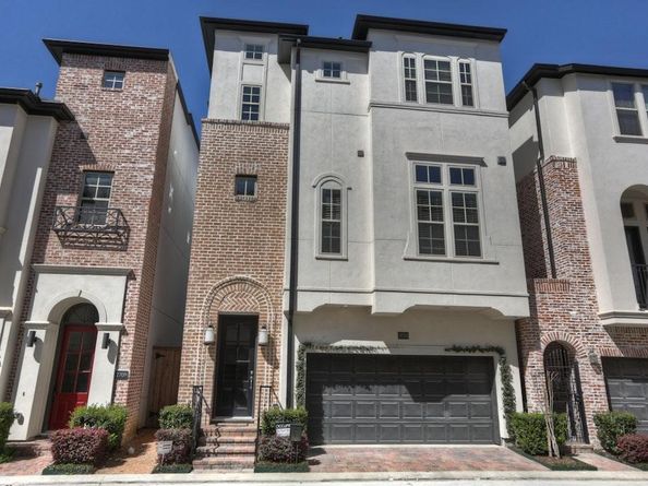 2711 Arabelle Grove, Houston TX 77007