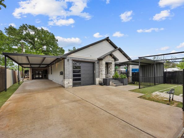 10430 Caxton Street, Houston TX 77016