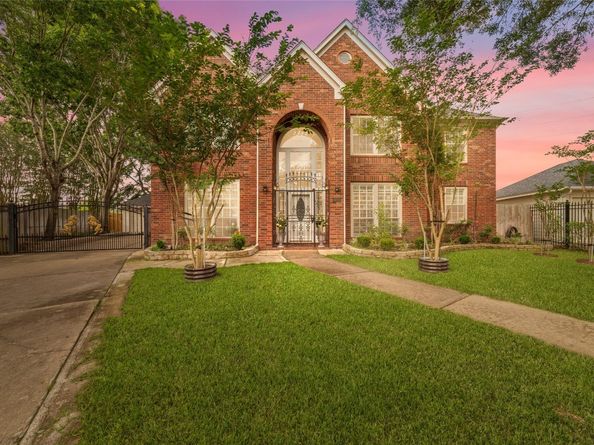 3430 Shadowwalk Drive, Houston TX 77082