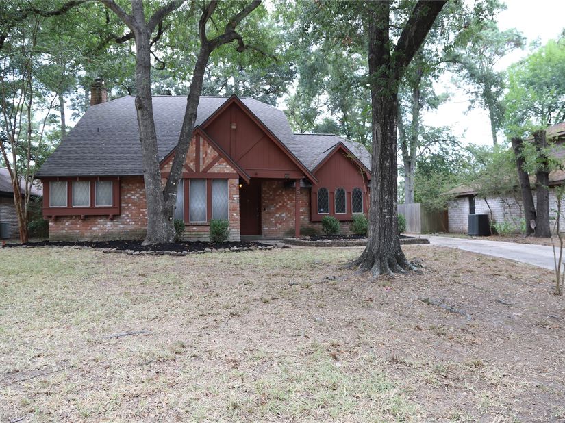 2027 Shadow Rock Drive, Houston TX 77339