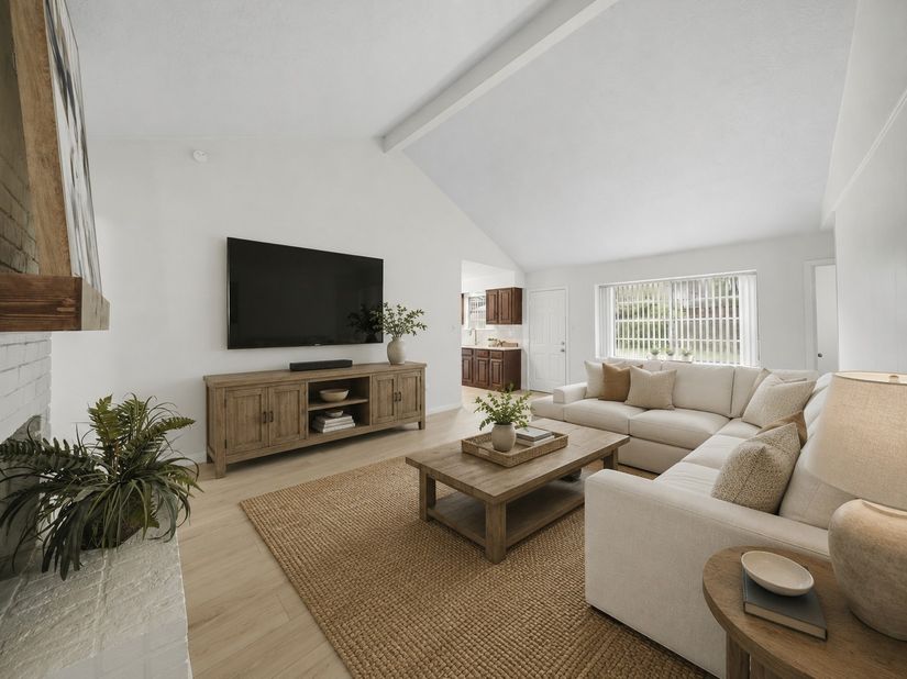 11502 Elmcroft Drive, Houston TX 77099