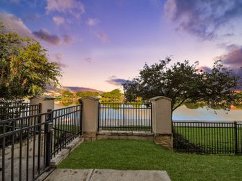 9663 Rockport Hills Drive