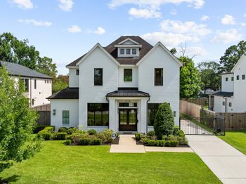 215 W 34th Street