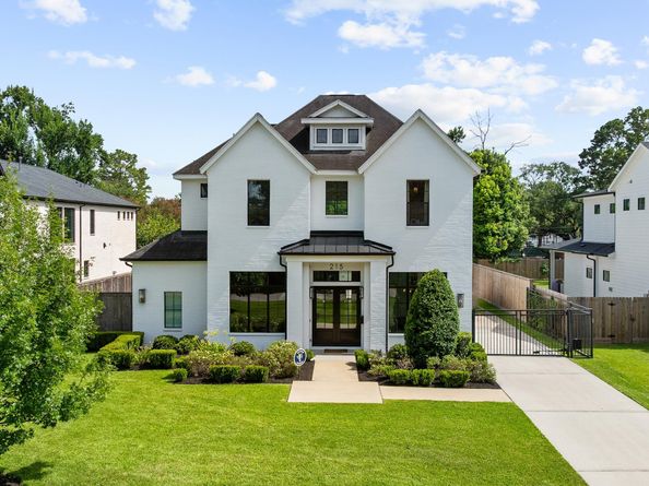 215 W 34th Street, Houston TX 77018