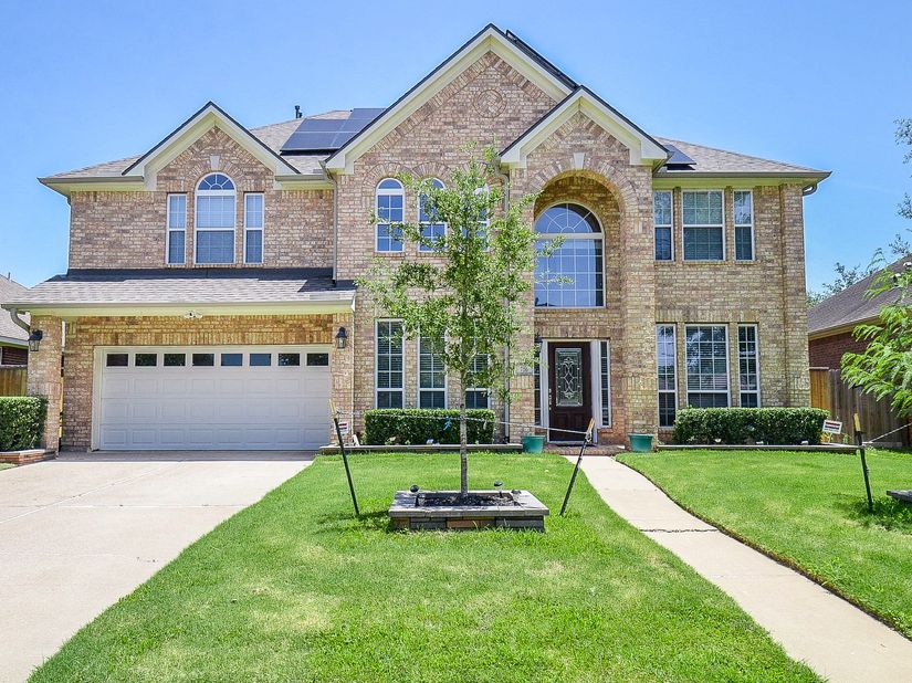 723 Overdell Drive, Sugar Land TX 77479