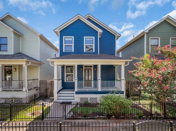 1029 W 15th 1/2 Street
