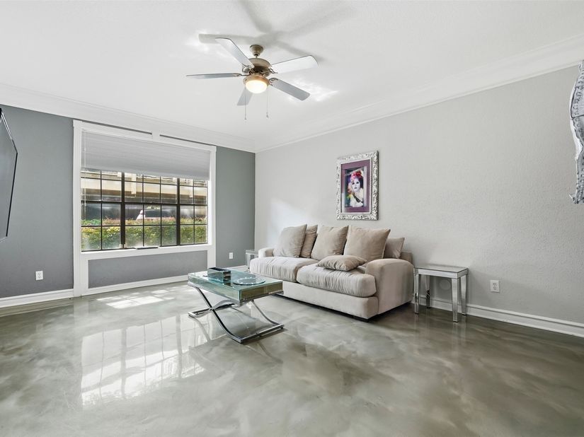 2700 Revere Street 121, Houston TX 77098