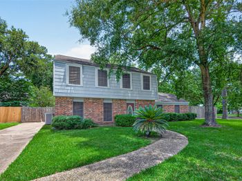 2239 Parkdale Drive