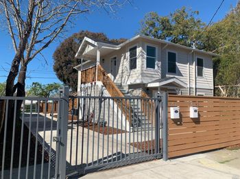1418 #2 Northside Avenue