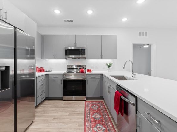 4801 Springdale DR 2010, Austin TX 78723