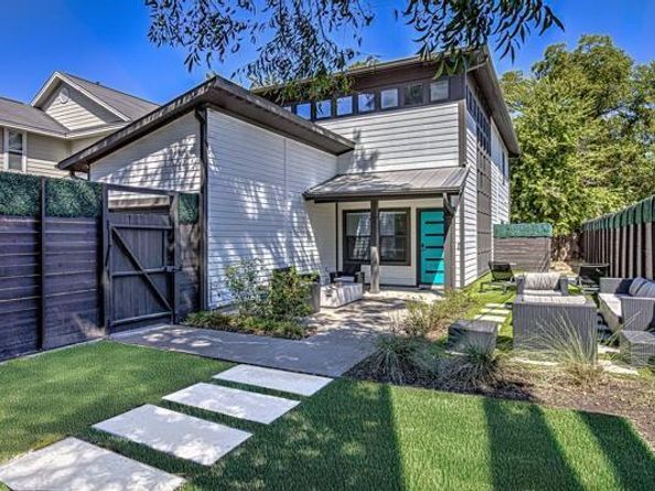 2612 Hidalgo ST, Austin TX 78702