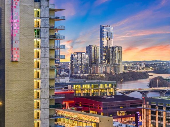 360 Nueces ST 1405, Austin TX 78701