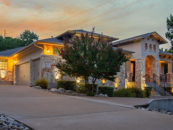 804 Laughing Dog CT, Leander TX 78641
