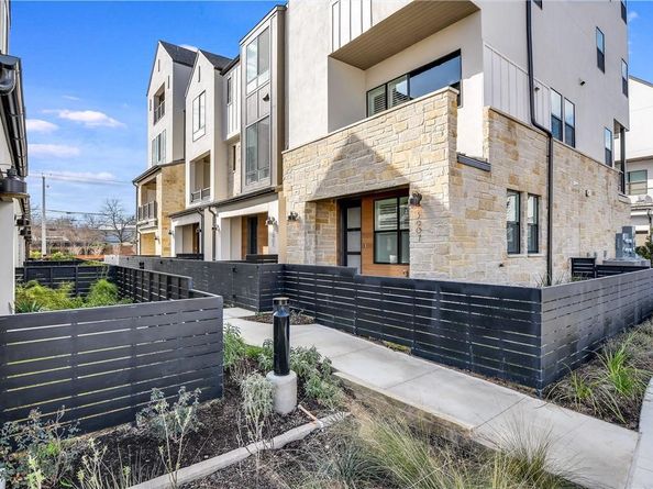 3905 Vantage DR, Austin TX 78731