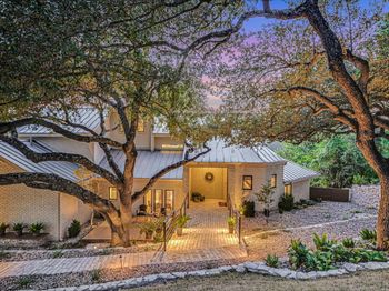 6904 Ladera Norte