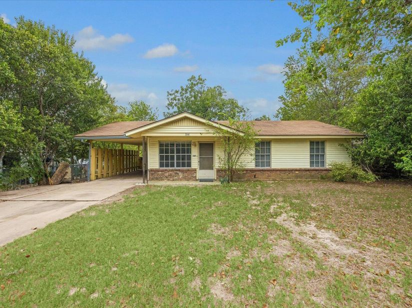 402 Bramble DR, Austin TX 78745